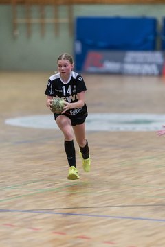 Bild 136 - wCJ SV Henstedt Ulzburg - HSG Herzhorn/Kollmar/Neuendorf : Ergebnis: 35:29